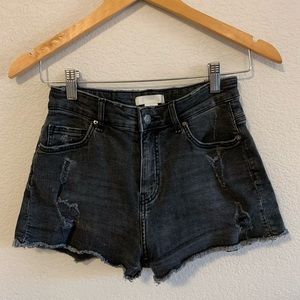 h&m black shorts